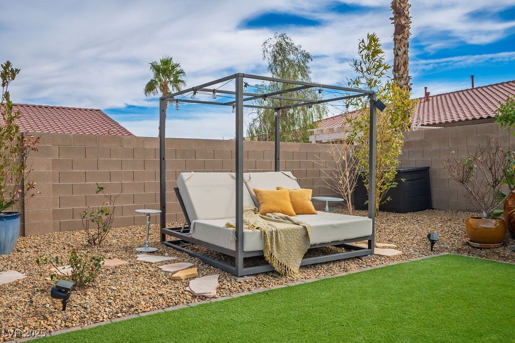 7231 Adobe Hills Avenue Property Photo 17