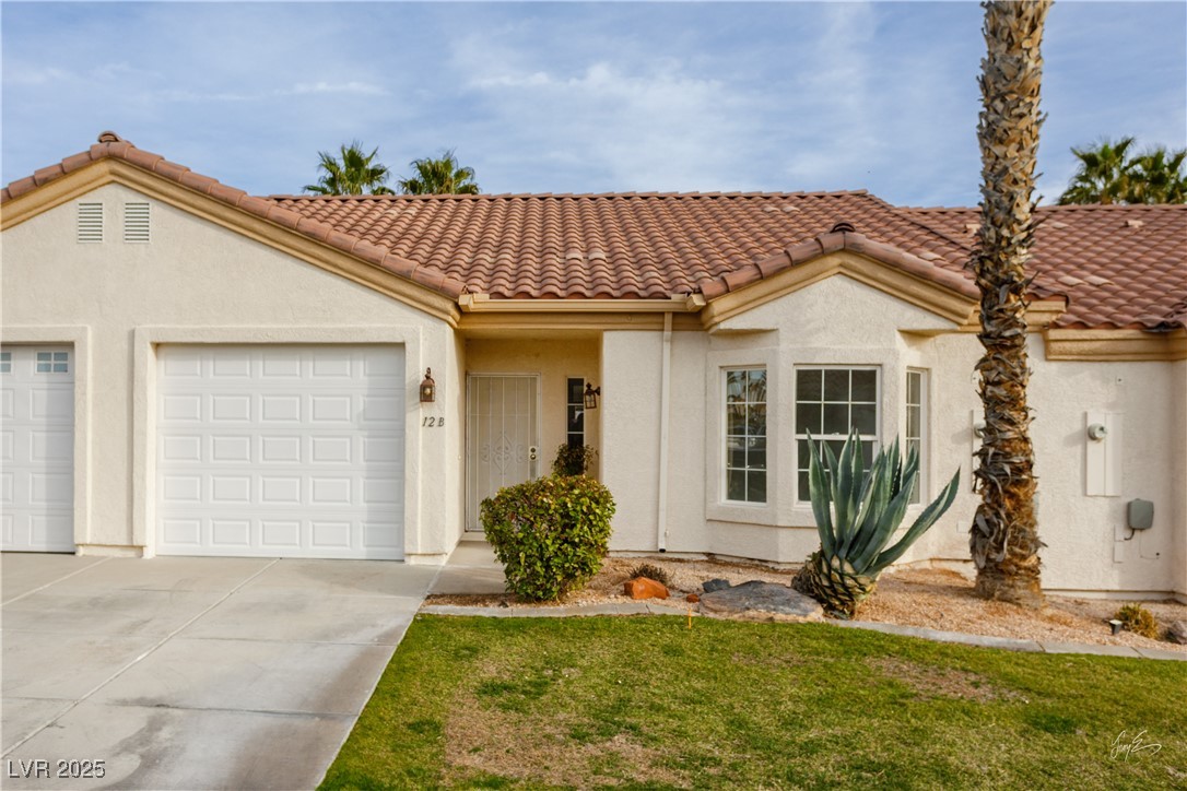 700 Aztec Circle 12b Property Photo