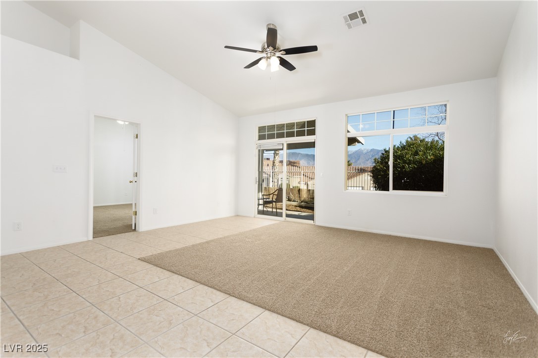 700 Aztec Circle 12b Property Photo 6