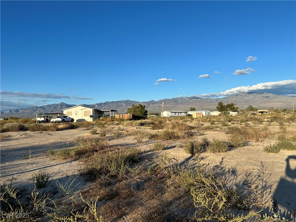 2471 Mcmurray Drive Property Photo 3