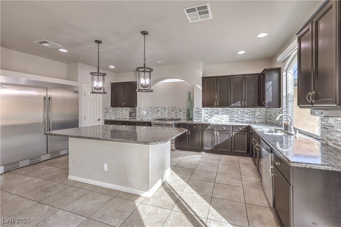 9876 Parador Cellars Court Property Photo 16