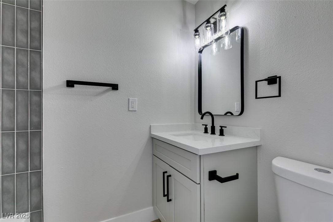 3484 Nightflower Lane B Property Photo 32