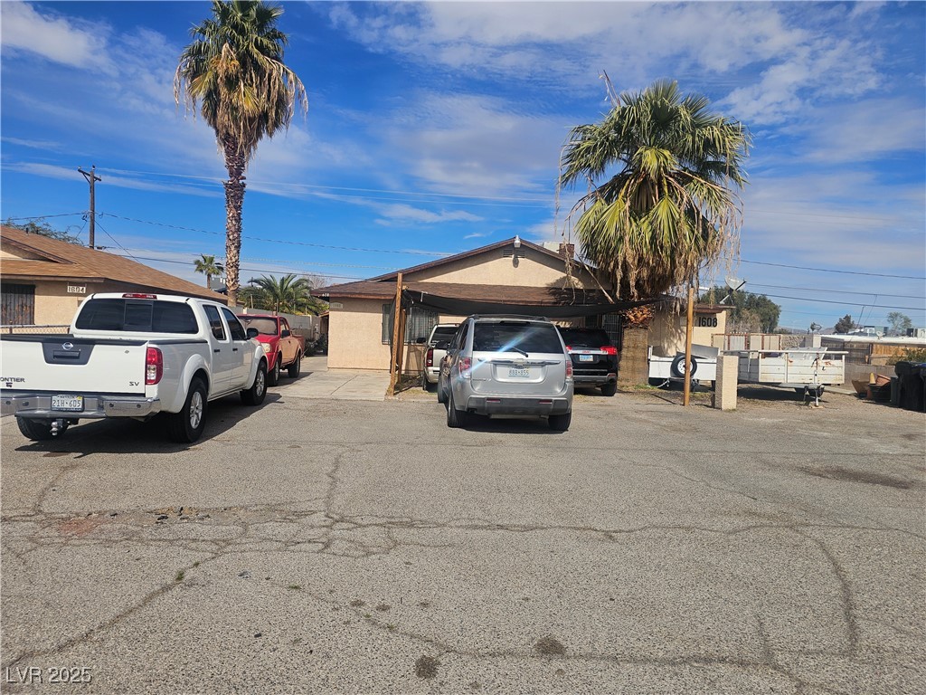 1608 Putnam Avenue Property Photo 3