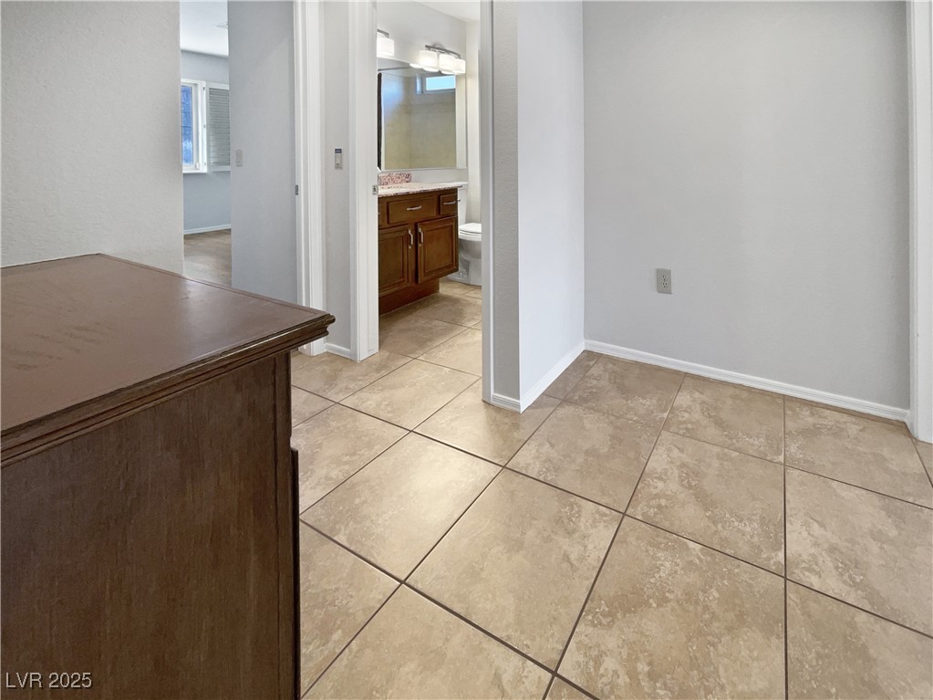 2456 Palmridge Drive Property Photo 13
