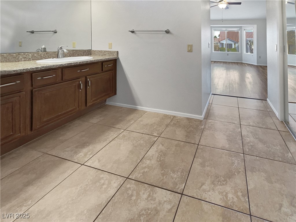2456 Palmridge Drive Property Photo 18