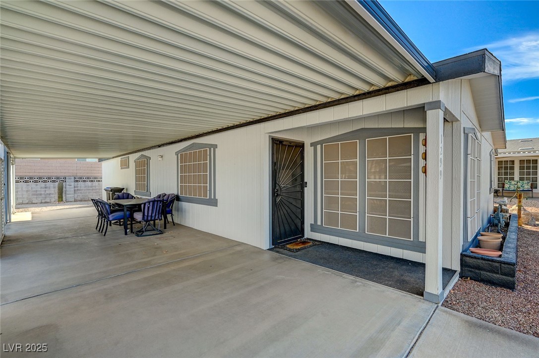 1299 Brenalee Avenue Property Photo 4