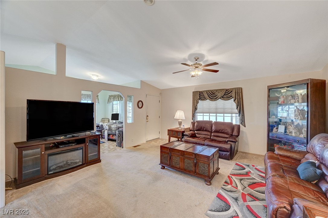 1299 Brenalee Avenue Property Photo 8