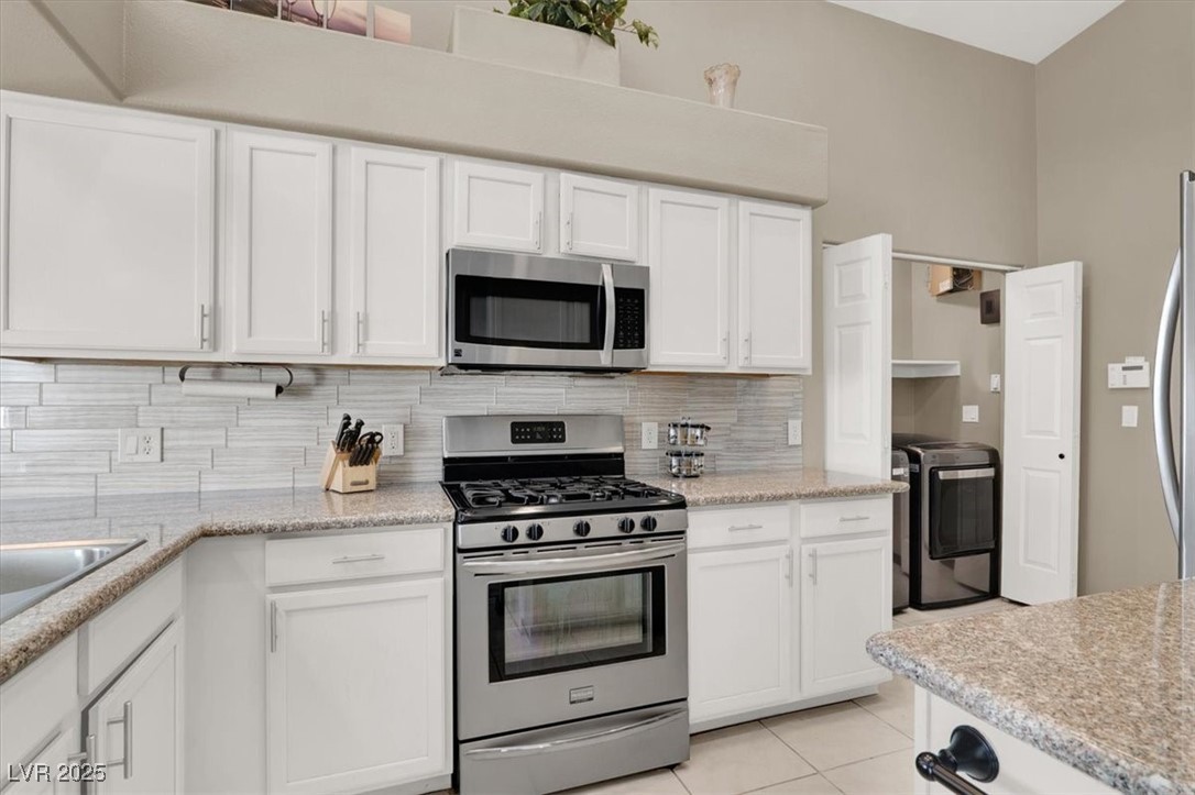 5049 Forest Oaks Drive Property Photo 8