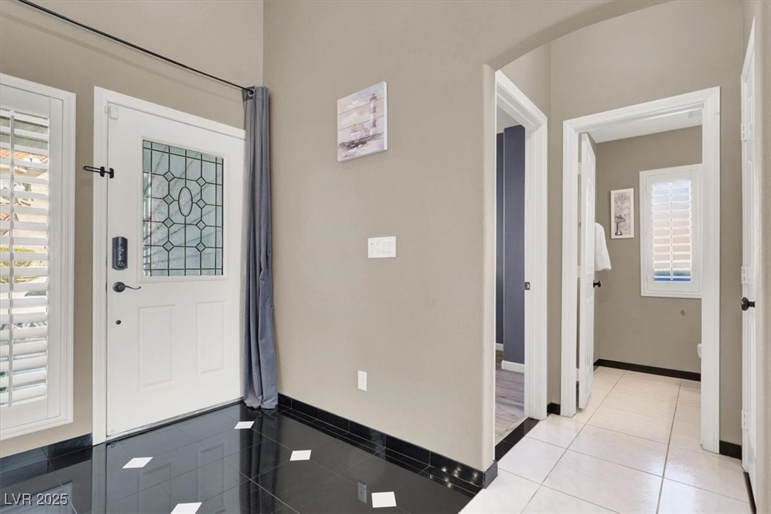 5049 Forest Oaks Drive Property Photo 10