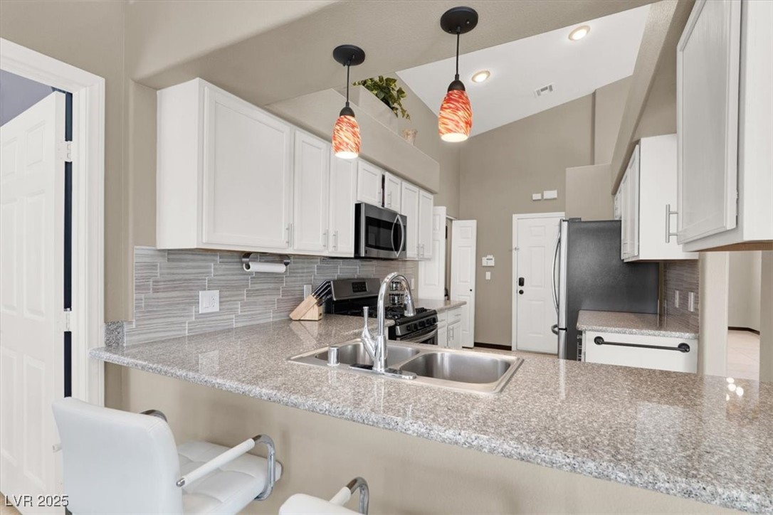 5049 Forest Oaks Drive Property Photo 15