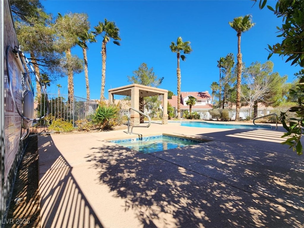 5049 Forest Oaks Drive Property Photo 38