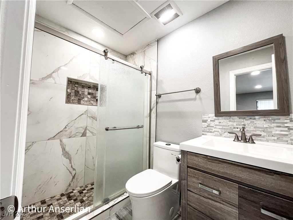 2720 Beaver Creek Court 202 Property Photo 5
