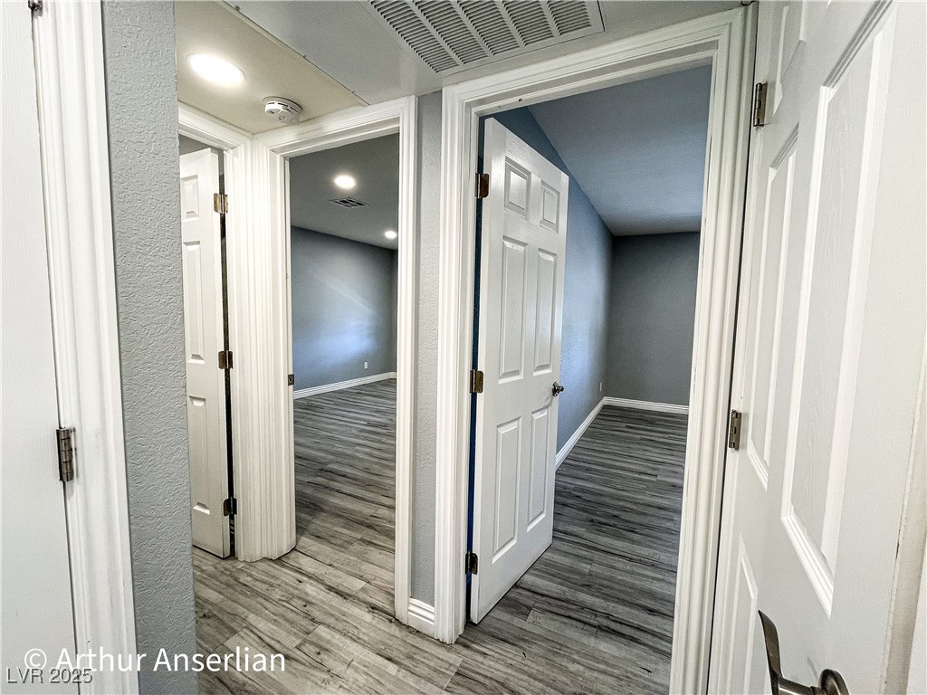 2720 Beaver Creek Court 202 Property Photo 8