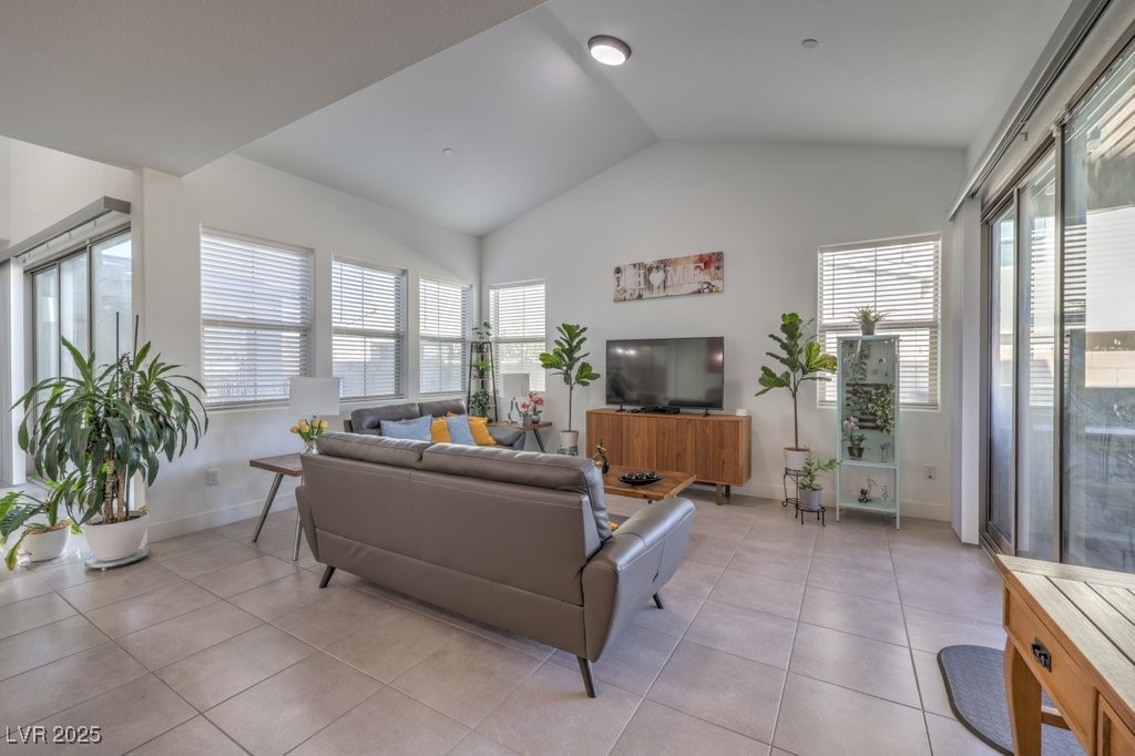 2641 Via Monet Property Photo 18