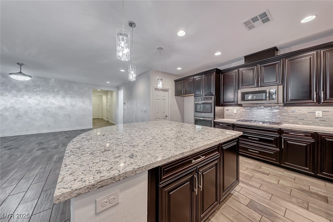 7106 Stanley Frederick Street Property Photo 16