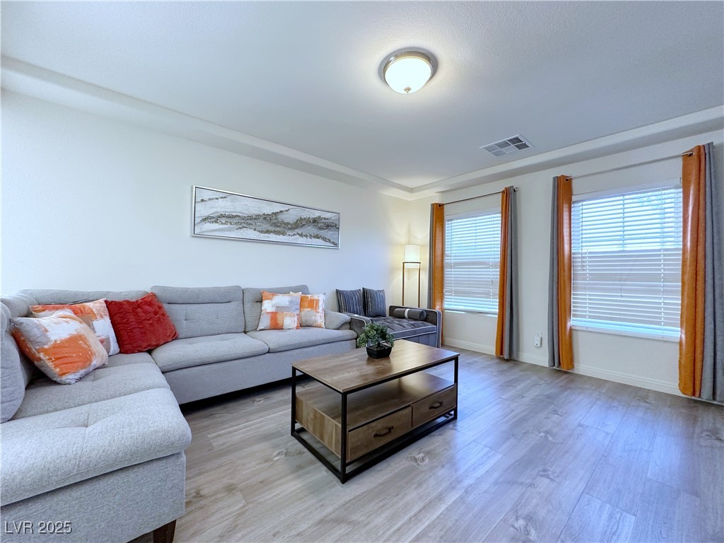 8573 Silver Coast Street Property Photo 28