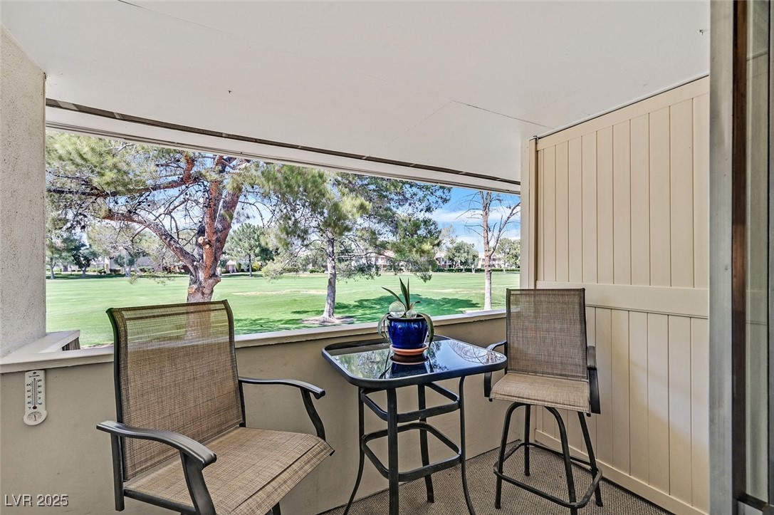 668 Oakmont Avenue 1724 Property Photo 1