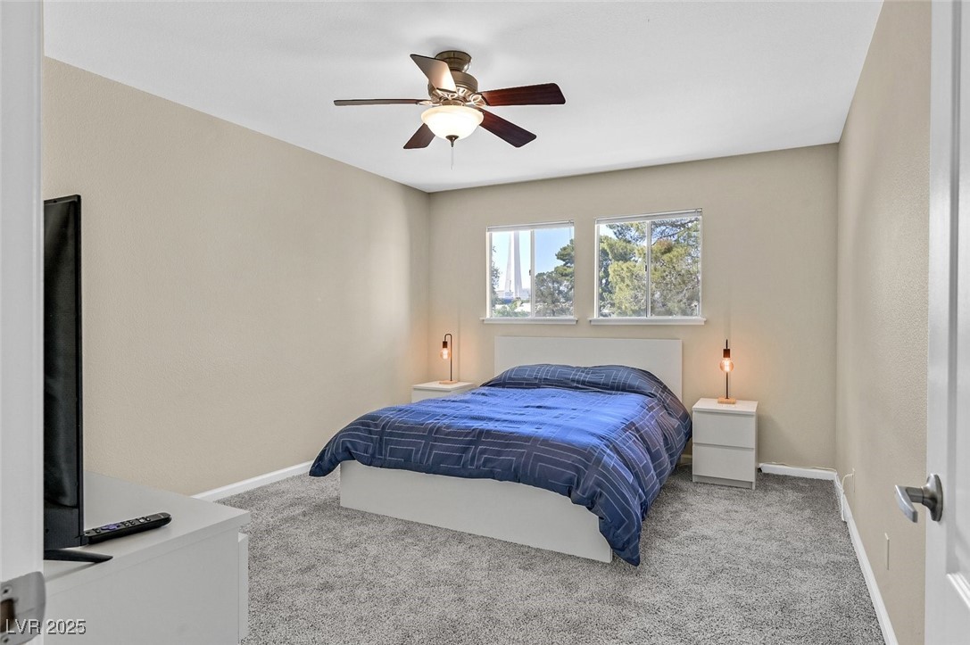 668 Oakmont Avenue 1724 Property Photo 15