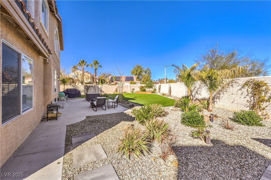 7848 Desert Bell Avenue Property Photo 37