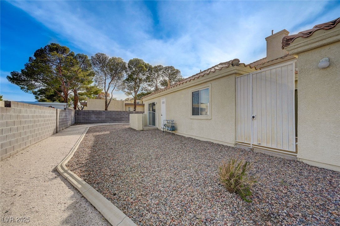 691 Anne Lane 0 Property Photo 5