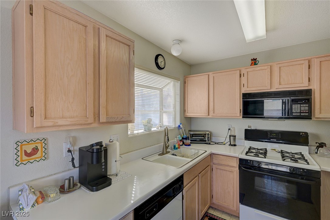 691 Anne Lane 0 Property Photo 16