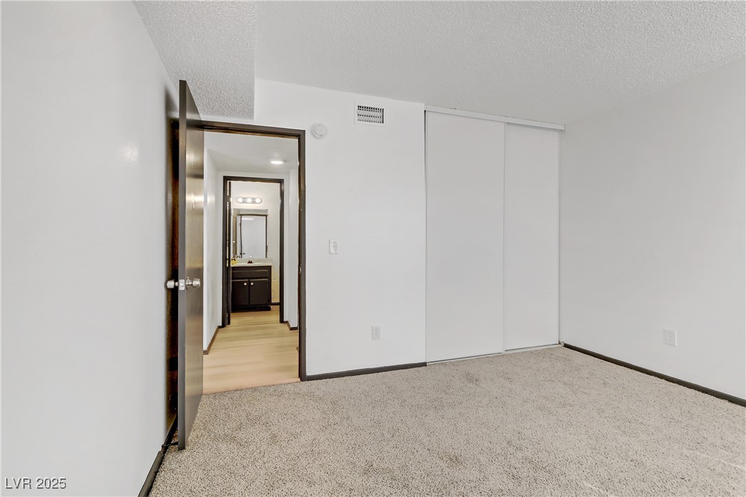 1405 Vegas Valley Drive 286 Property Photo 25