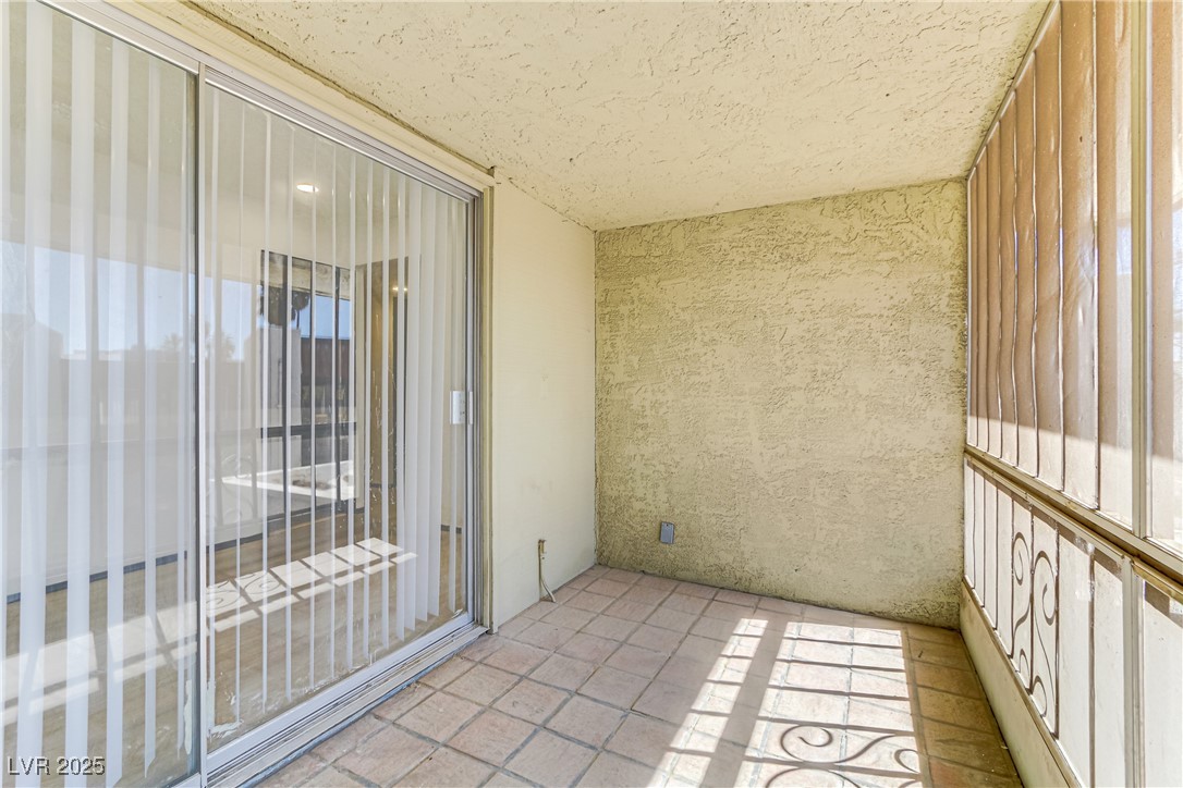1405 Vegas Valley Drive 286 Property Photo 33