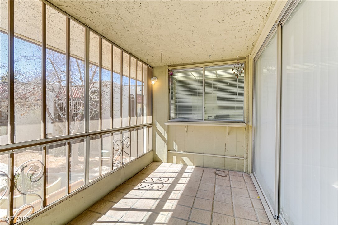 1405 Vegas Valley Drive 286 Property Photo 34