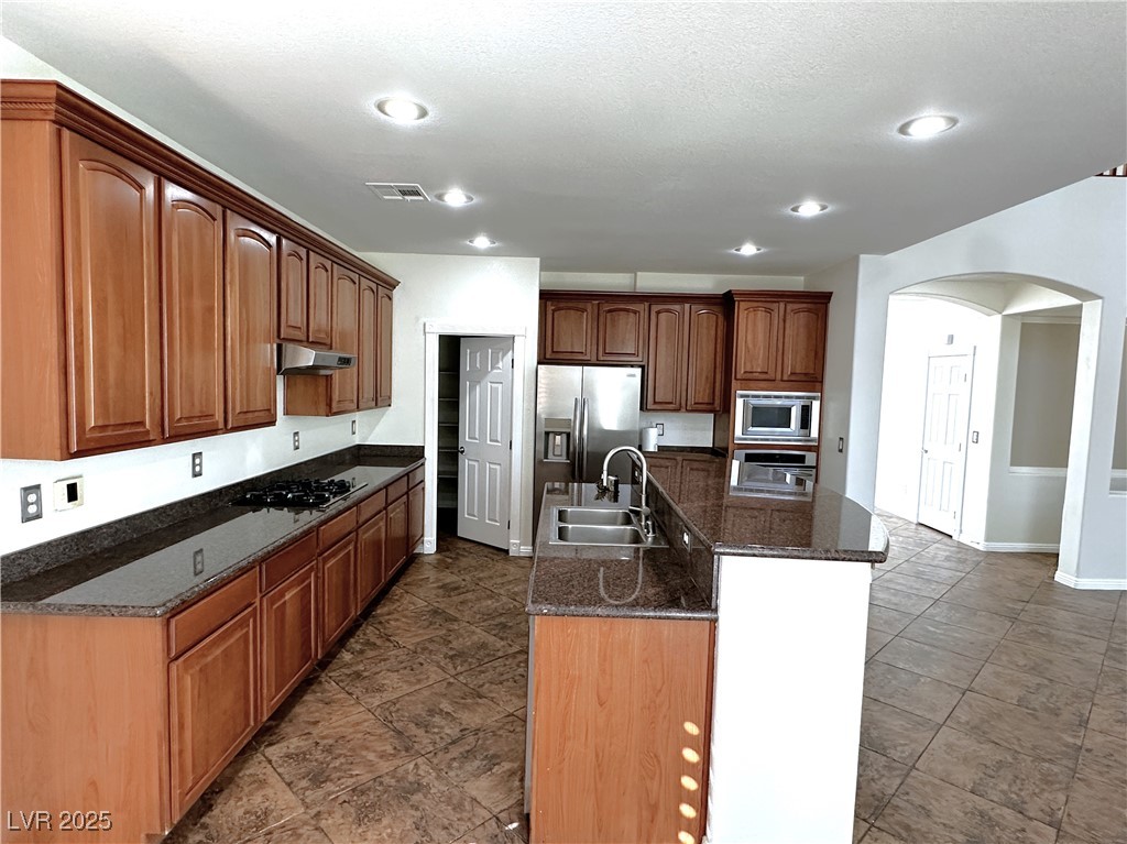 849 Bussora Rose Drive Property Photo 9