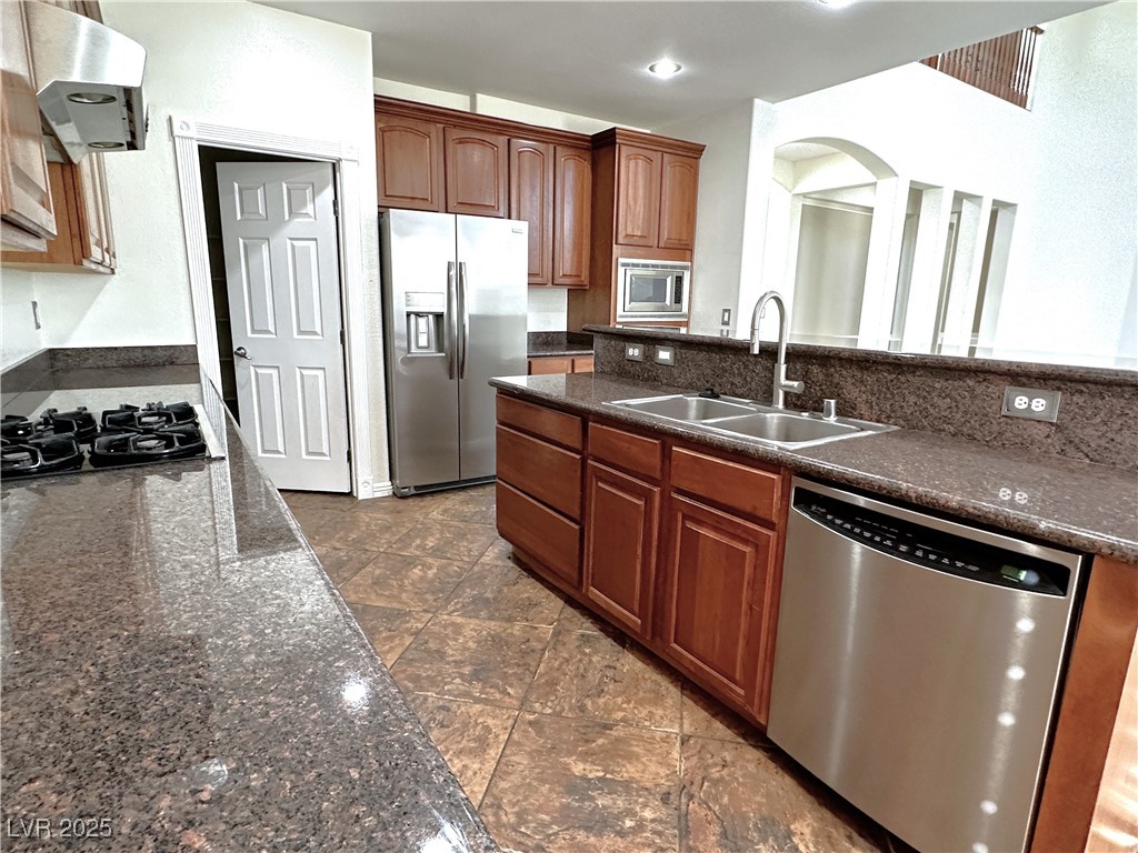 849 Bussora Rose Drive Property Photo 10