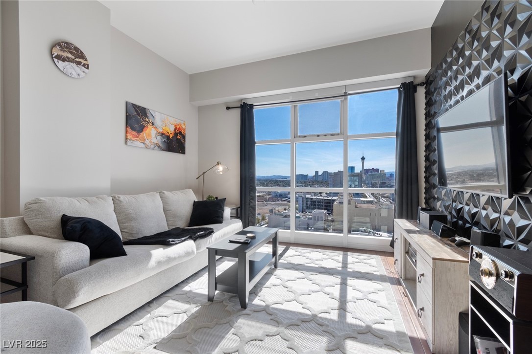 150 Las Vegas Boulevard 1608 Property Photo 2