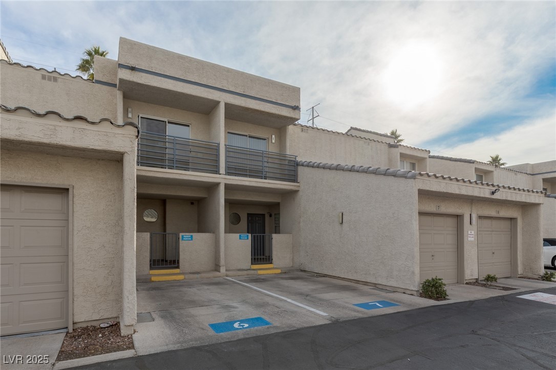 6250 West Flamingo Road 7 Property Photo 1