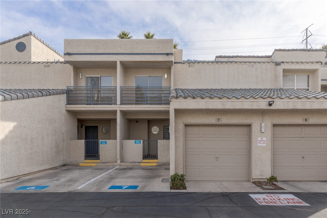 6250 West Flamingo Road 7 Property Photo 2