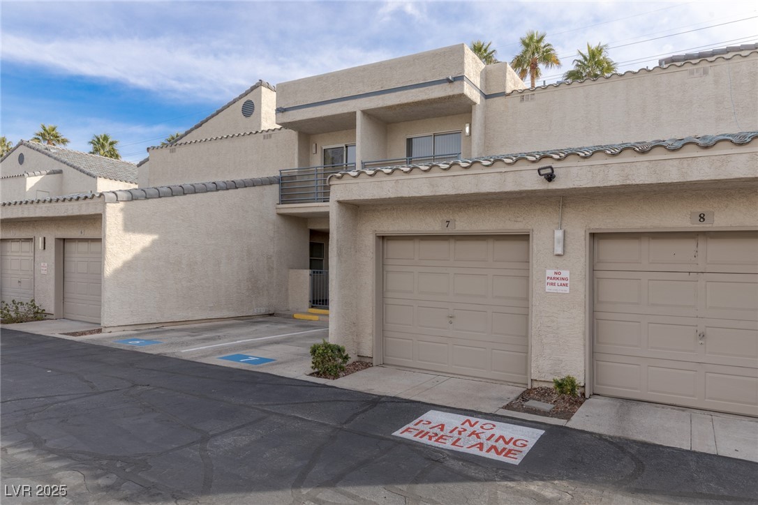 6250 West Flamingo Road 7 Property Photo 3