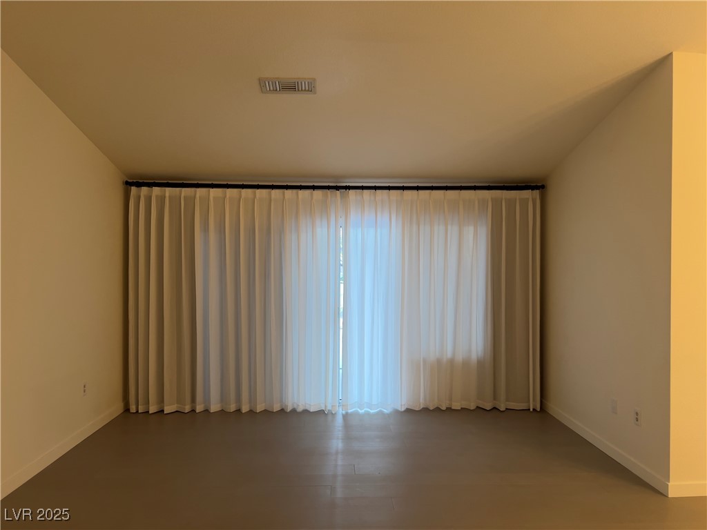 2716 Legend Drive Property Photo 2
