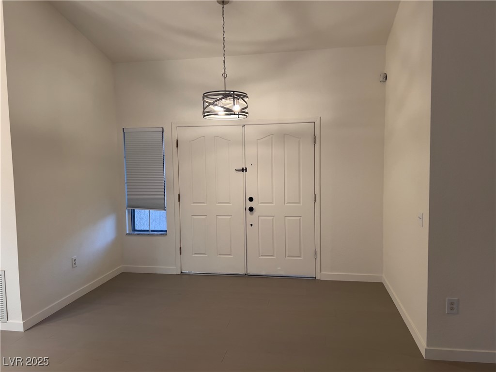 2716 Legend Drive Property Photo 4