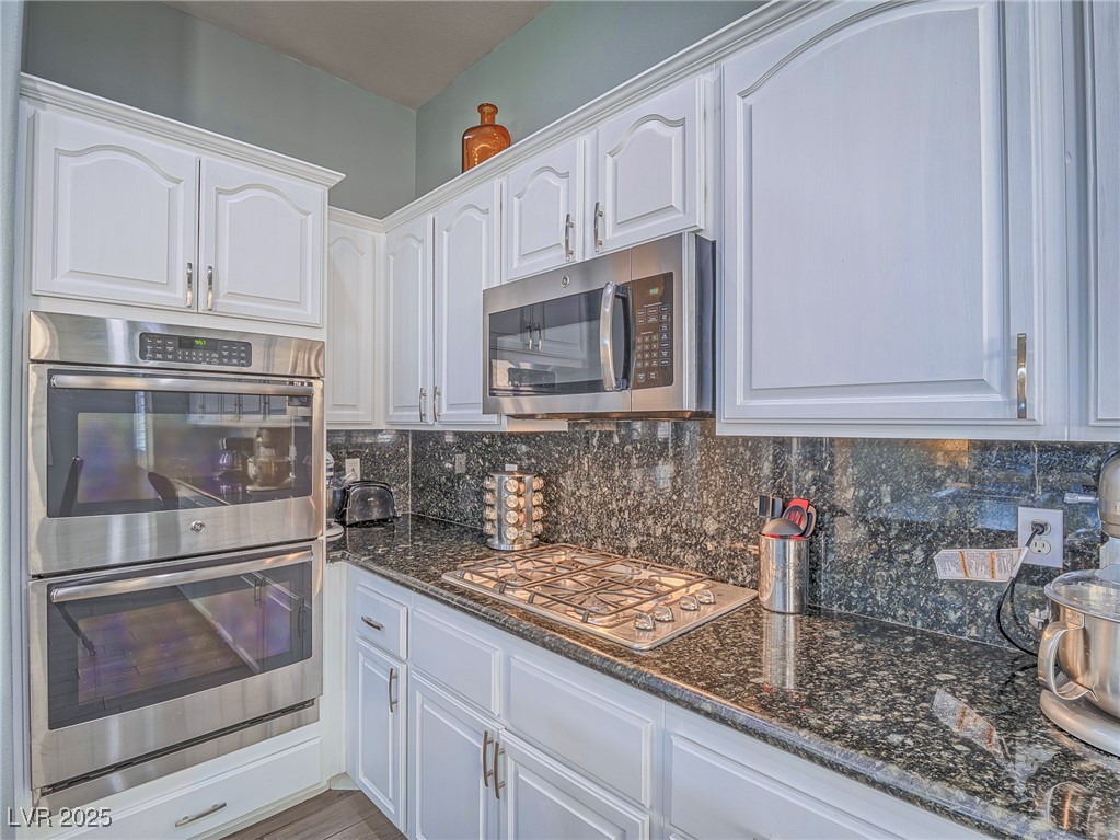 10446 Abbotsbury Drive Property Photo 15
