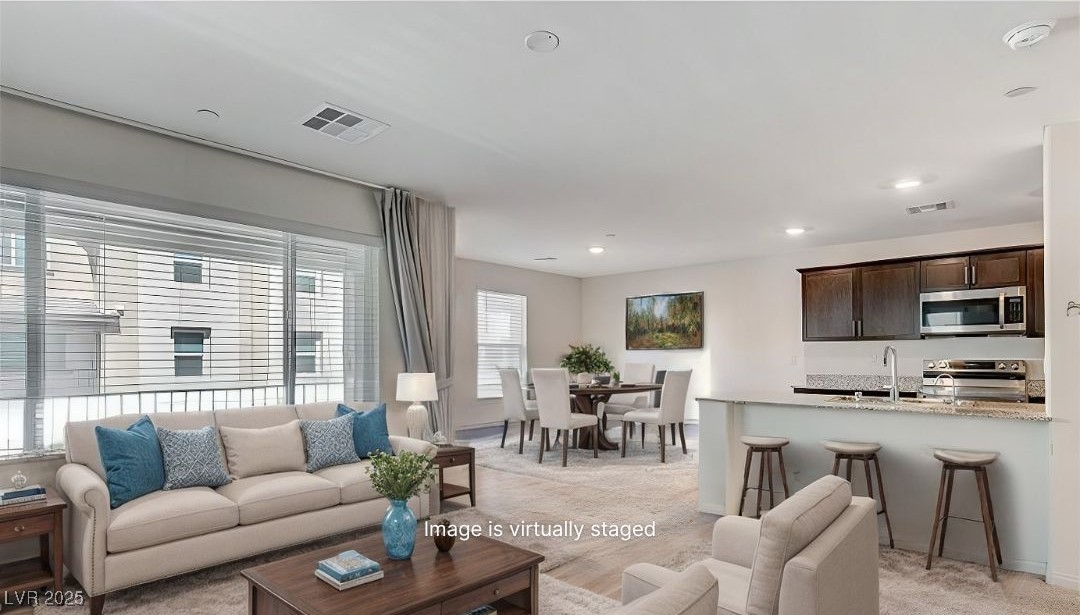 6952 Midnight Bronze Street Property Photo 4