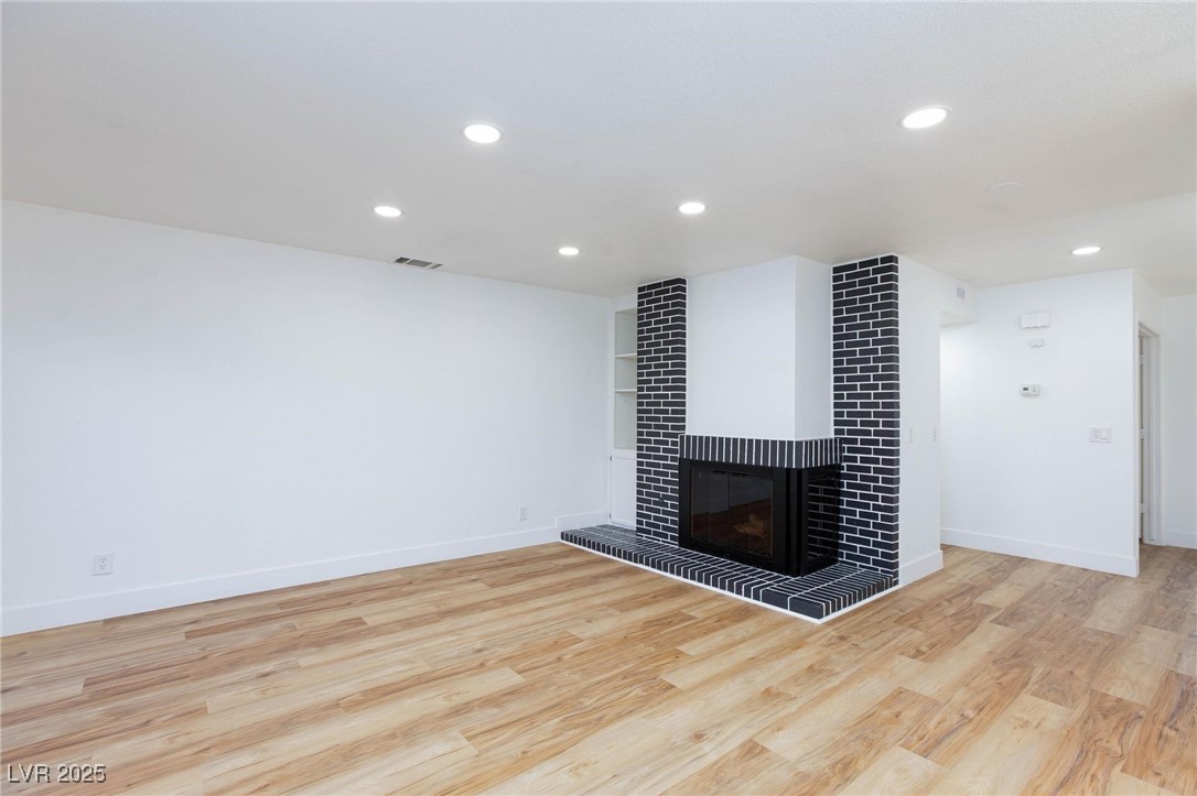 2405 Pickwick Drive Property Photo 15