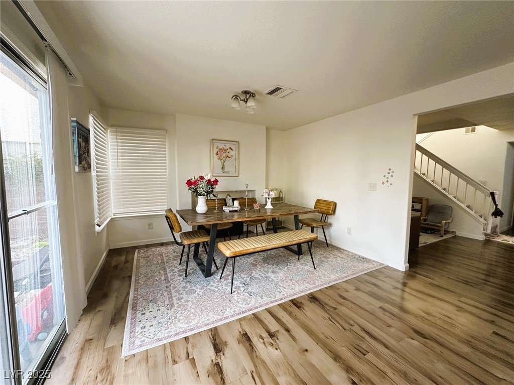 2412 Twin Flower Circle Property Photo 5