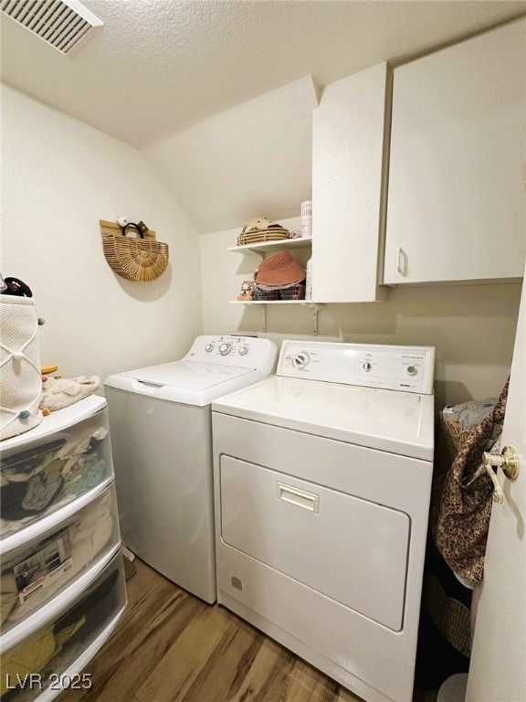 2412 Twin Flower Circle Property Photo 9