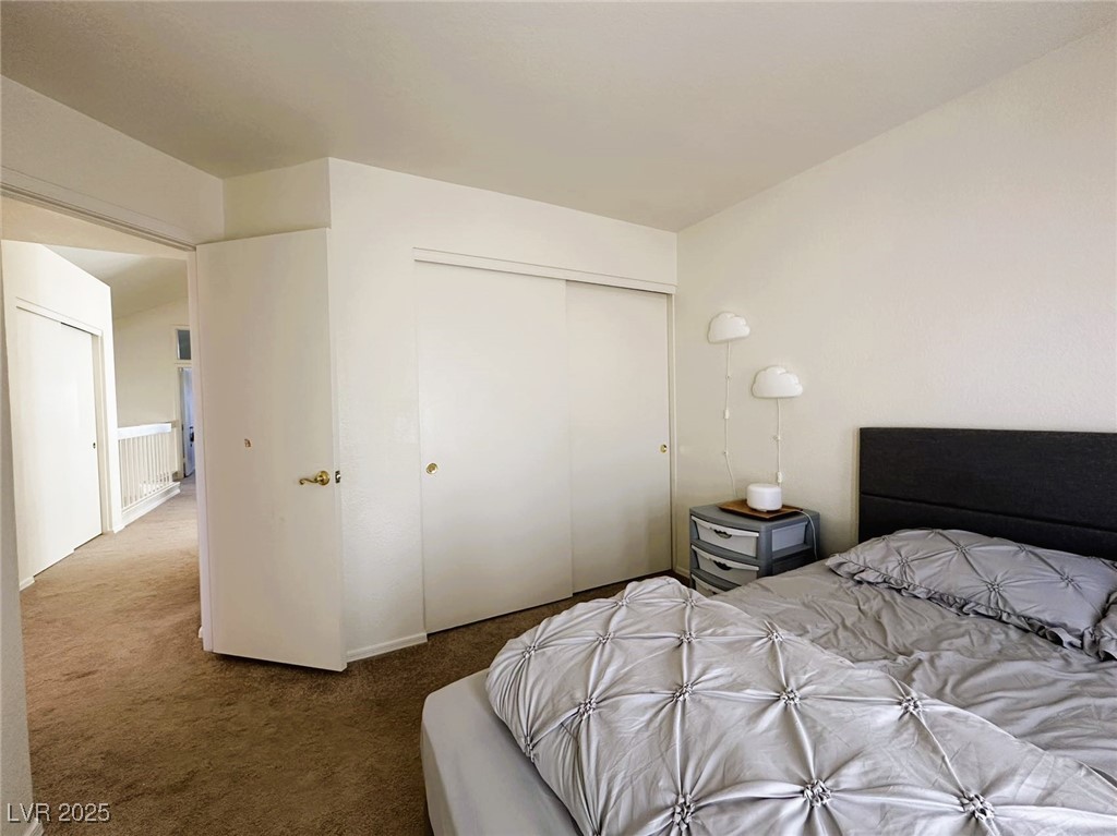 2412 Twin Flower Circle Property Photo 19
