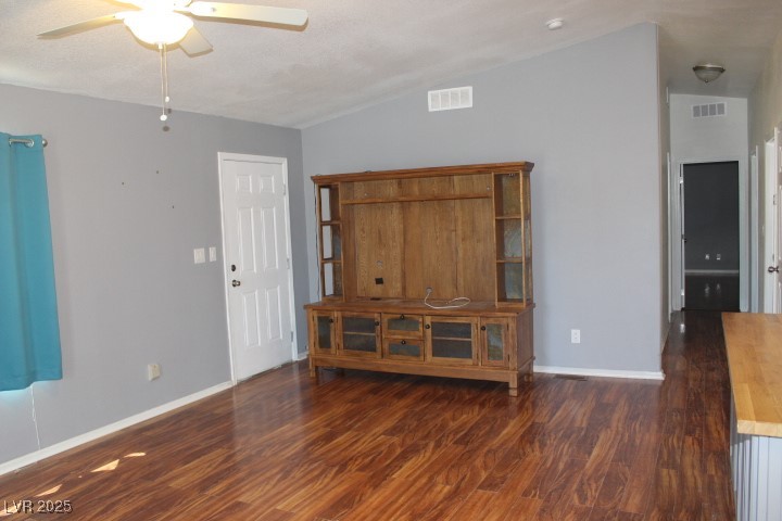 371 South Hilton Head Street Property Photo 8