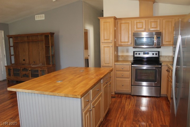 371 South Hilton Head Street Property Photo 12