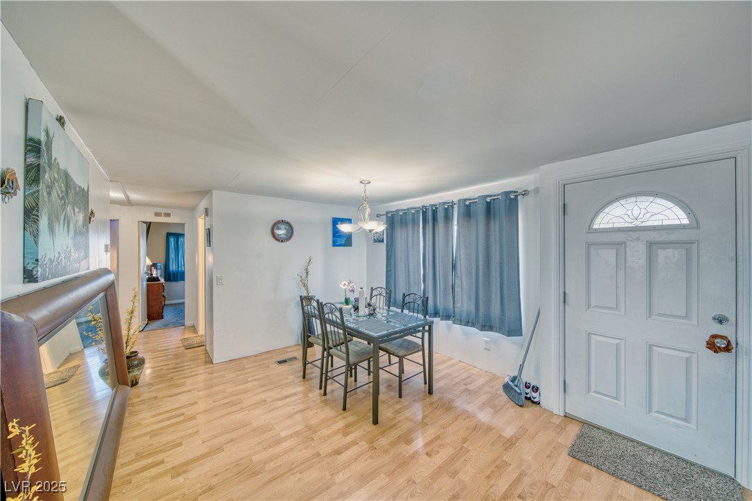 3581 West Dyer Road Property Photo 16