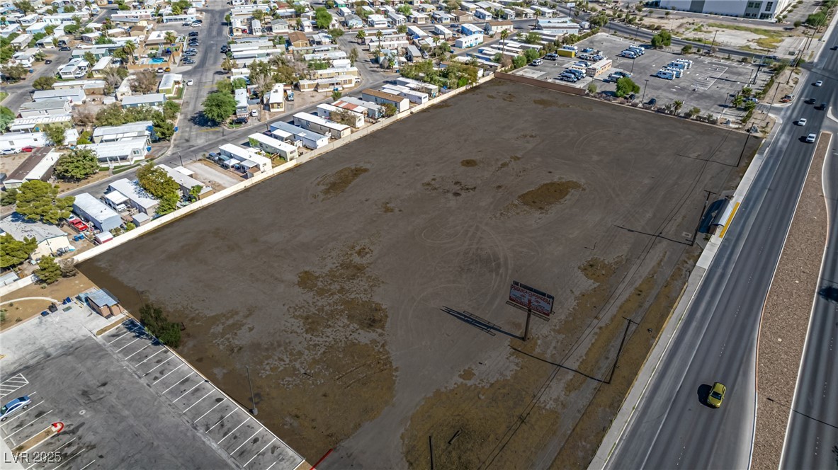 Las Vegas Blvd N Property Photo 2