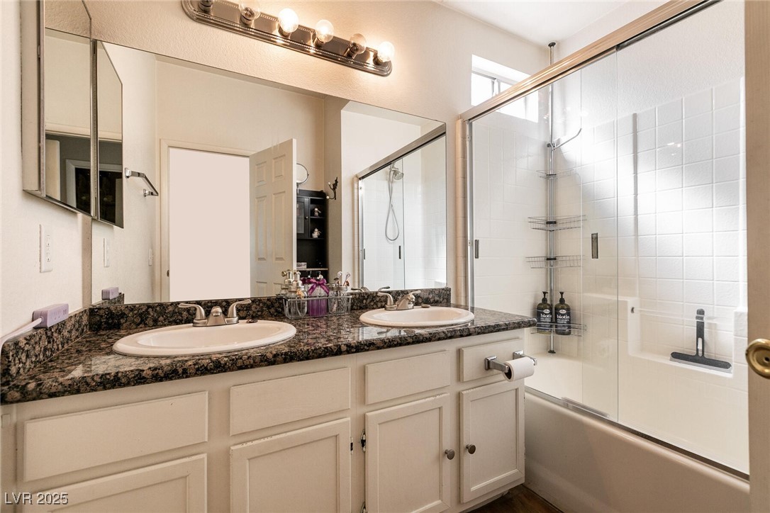 2115 Saint Paul Way Property Photo 7