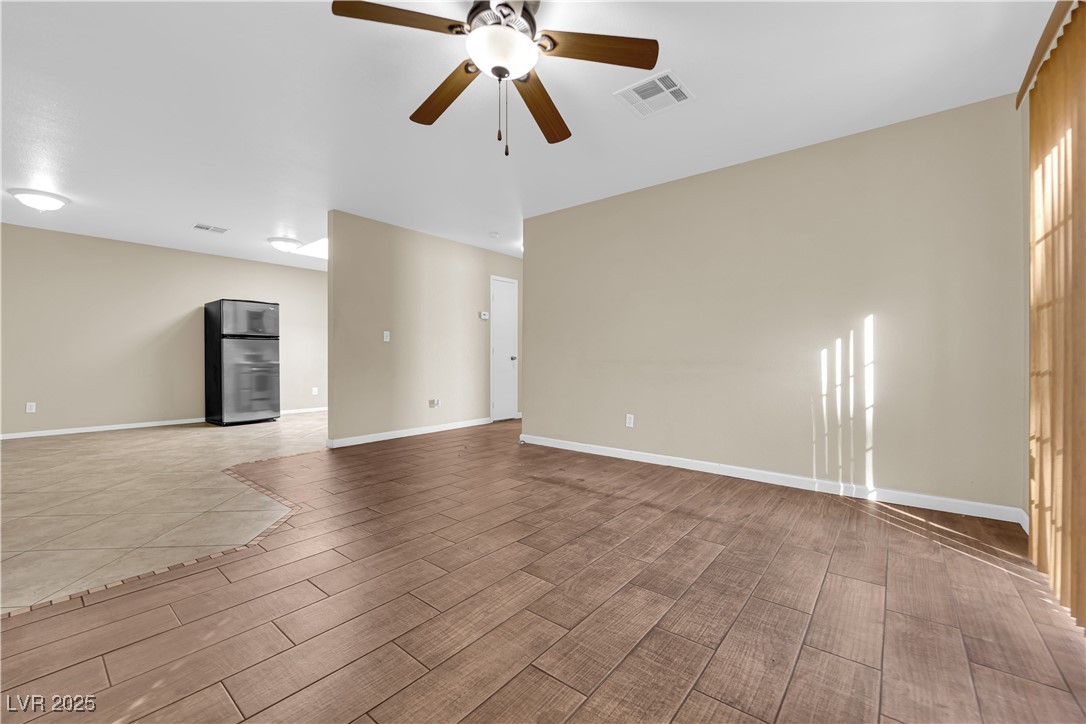 2136 Velvet Hill Avenue Property Photo 5