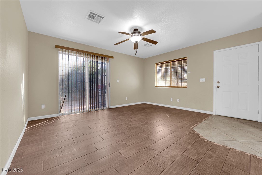 2136 Velvet Hill Avenue Property Photo 7