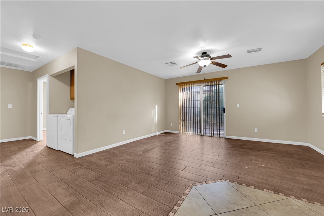 2136 Velvet Hill Avenue Property Photo 8
